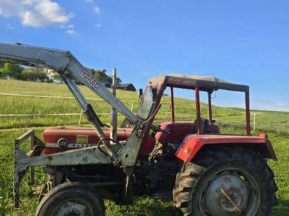 Bild 2:Massey Ferguson 135