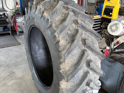 Bild 4:Trelleborg 540/65 R34 Reifen