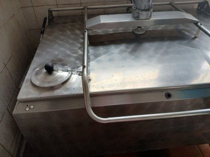 Bild 5:Milchtank 500 l (Edelstahl) inkl. Kühlgerät und Elektronik