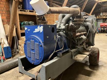 Bild 8:MAN V12 Motor für Maismühle/Stromaggregat