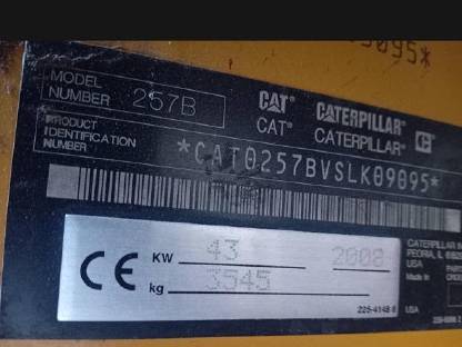 Bild 8:Cat Kettenlader 256B