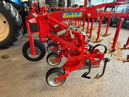 Bild 4:Einböck Chopstar Hackgerät 12-reihig