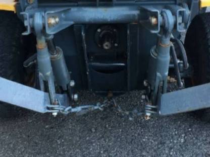 Bild 2:Heckhydraulik für Rasant Kommunal-Trak komplett, 1700, 1900