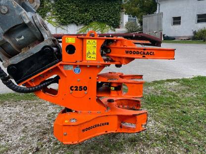 Woodcracker C250