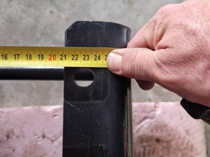 Bild 5:Lagerbock CNH