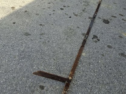 Bild 2:Rohrmelkanlage, Entmistungsanlage, Tränker, Diverses