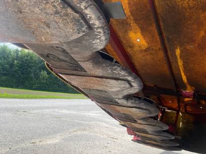 Bild 6:Pöttinger Novadisc 305 Heckmähwerk