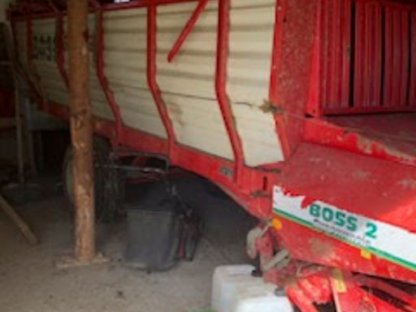 Bild 4:Ladewagen Pöttinger Boss 2