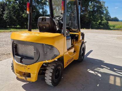 Bild 2:Mitsubishi Stapler 35