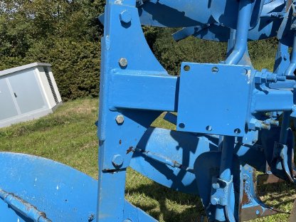 Bild 5:Lemken Opal 110/4 Pflugschare gesucht
