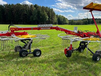 Bild 2:Pöttinger Top 632 A Wurmschwader