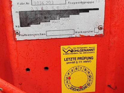 Bild 8:Tandemkipper mit Kran Fliegl