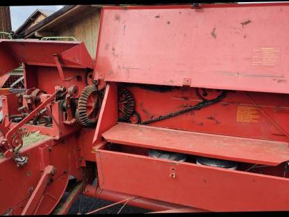 Bild 5:Kleinballenpresse Welger AP41