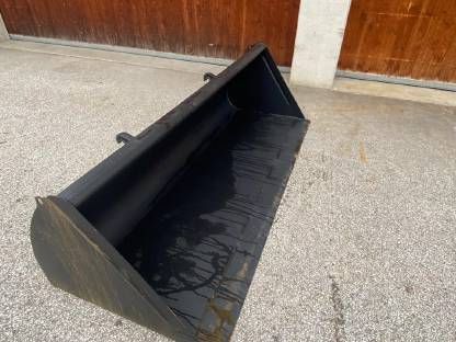 Bild 3:Hauer Leichtgutschaufel