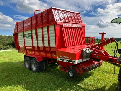 Bild 4:Ladewagen Pöttinger Siloprofi II 2 Formel S