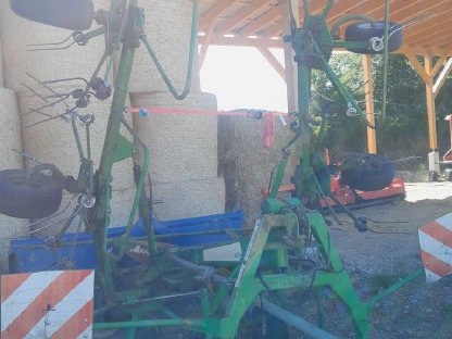 Bild 2:Kreiselheuer Stoll 665