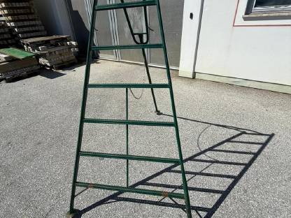 Bild 2:Obstbaumleiter