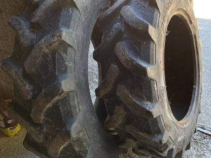 Bild 4:Reifen Traktor