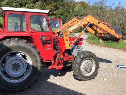 Bild 9:Massey Ferguson 178 Allrad Traktor