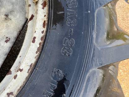 Bild 3:Zwillingsreifen, Doppelbereifung, Zwillingsräder, Doppelräder