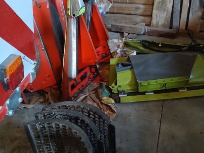 Bild 4:Maispflücker Olimac 5 Reihig