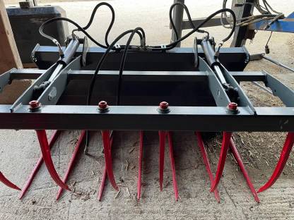 Bild 2:Krokodilgebiss Dunggabel