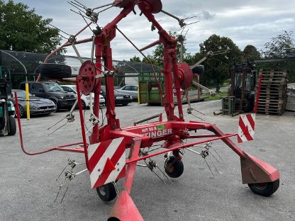 Bild 2:Kreiselheuer Hit 80 A Pöttinger