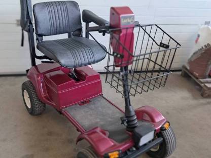 Bild 3:Seniorenfahrzeug Ortho-Kinetics Lark 6