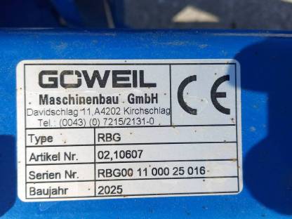 Bild 3:Göweil Rundballengreifer