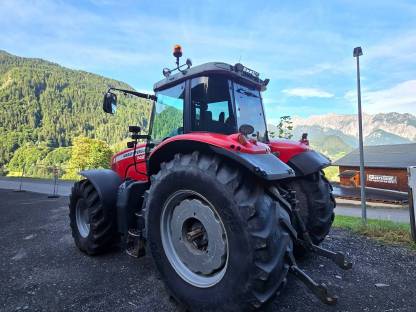 Bild 4:Massey Ferguson 7497