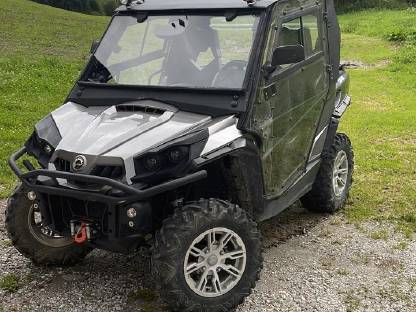 Can Am Commander 1000