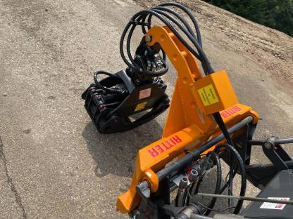 Bild 3:Ritter Frontladergreifer 4,5t, 1.300mm