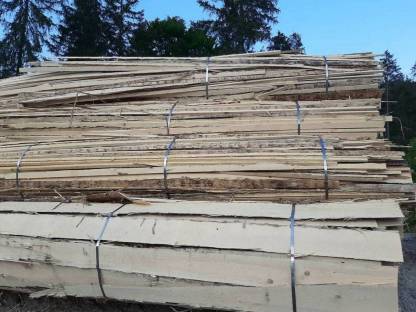 Bild 3:Spreißelbund, Schwartenbund, Brennholz, Hackgut, Sägereste