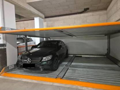 Bild 2:Stapelparker 1160 Wien