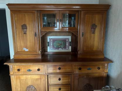 Kirschbaum Vitrine