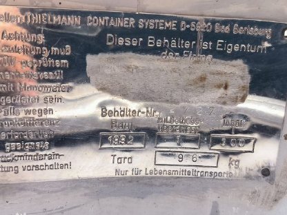 Bild 4:Edelstahltank 300l