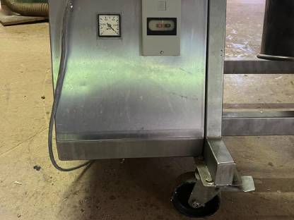 Bild 2:Knet- Poltermaschine