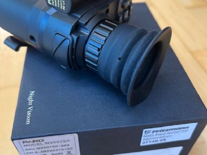 Pard Nachtsichtvorsatzgerät NV007SP