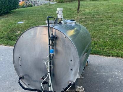 Bild 2:Milchtank