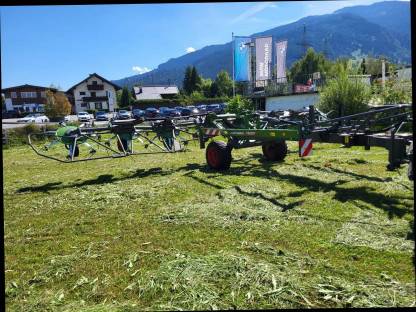 Bild 2:Kreiselheuer Fendt Lotus 1020T