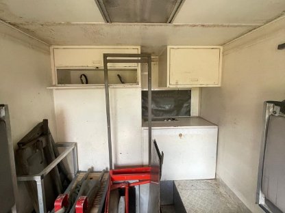 Bild 2:Pinzgauer Kabine - Sanitäts Kabine