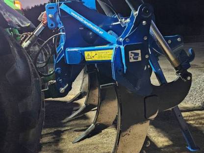 Bild 5:Tiefenlockerer Rolmako U602