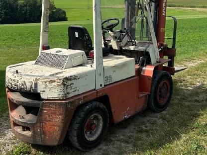 Bild 3:Gabelstapler Nissan 35