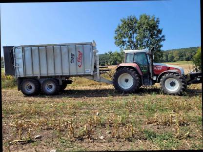 Bild 3:Transportarbeiten mit Abschiebewagen