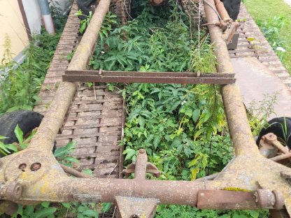 Bild 5:Teile Lanz Geräteträger