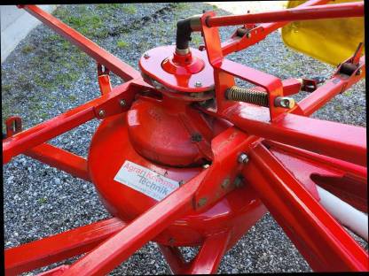 Bild 7:Pöttinger Schwader Top 280 U