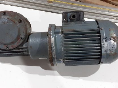 Getriebemotor 230/400 V