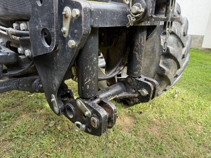 Bild 9:Traktor Steyr 9125 + Frontlader Hauer POM S110, 4000h