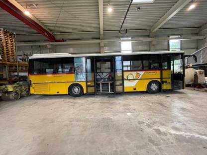 Bild 3:Bus Wohnwagen