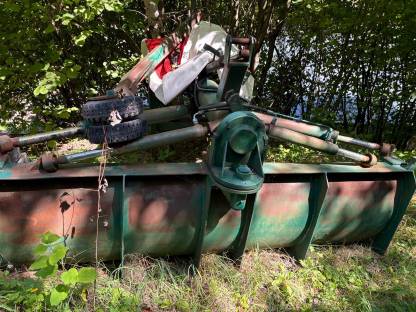 Bild 6:Massiver Grader für 3-Punkt
